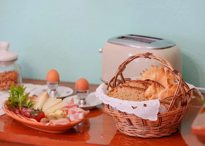 Bb 1987 Couette-café 4*