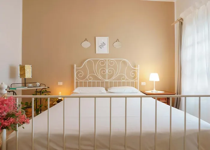 Bb 1987 Couette-café 4*