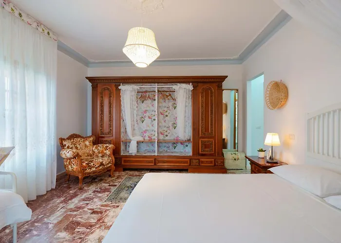 Bb 1987 Couette-café 4*