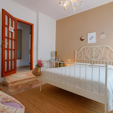 Bb 1987 4* プーラ